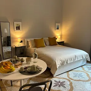 B&B Genova Holiday Bed & Breakfast